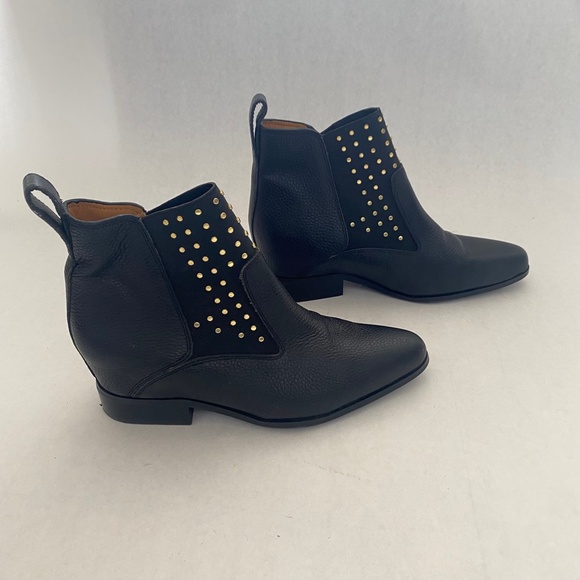 Tarot Black Leather Ankle Boots with Gold Studs Women's Size 6 - Picture 2 of 5